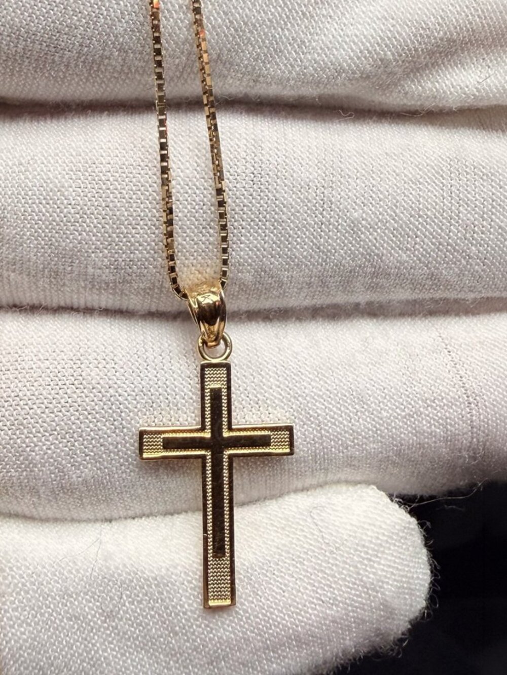 14K Yellow Gold Latin Cross Pendant With 0.8mm Box Chain - 22 inch